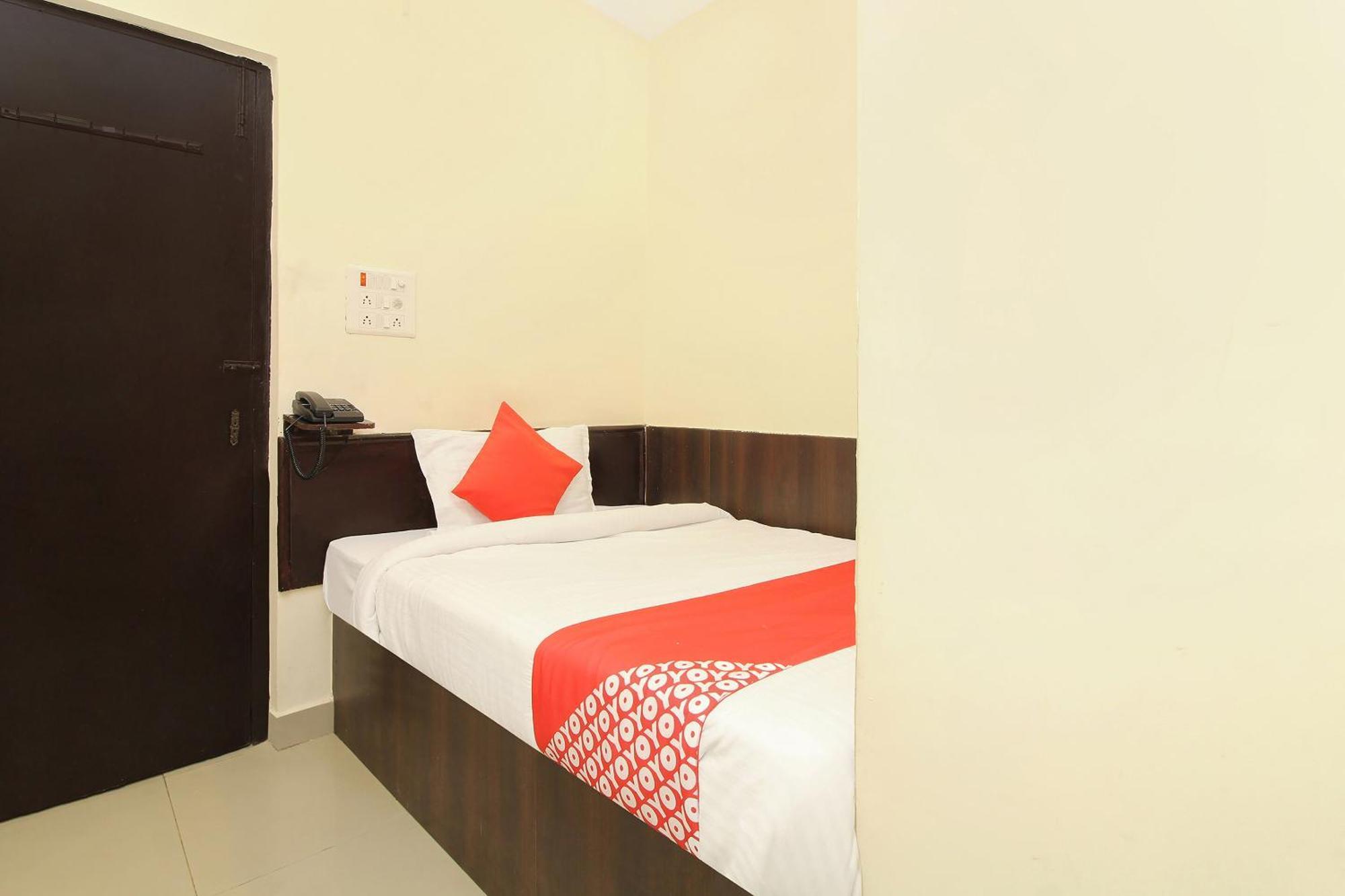 Hotel O Vasundhara Guest House Near Tankbund Secundurabad Eksteriør bilde
